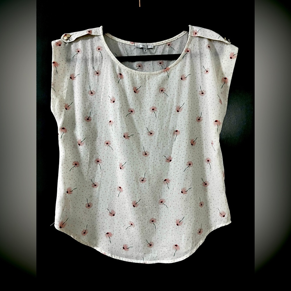 White floral top with flowers, called buttons on the shoulder, Work top, Flowy